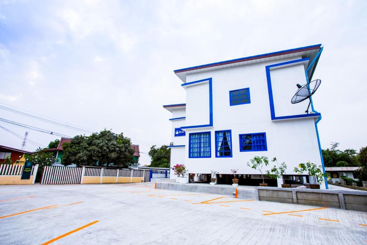 Blue House Aparthotel Ang Thong Exterior foto